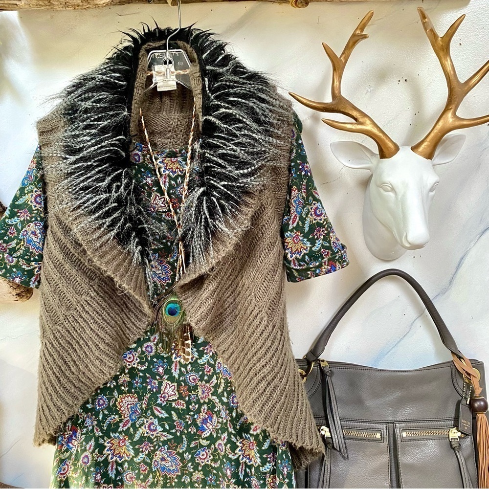 Alpaca vegan mink fur collar boho vest w cottage cabin longer cable knit vibe - Picture 3 of 11